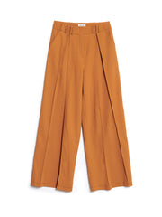 <b> Ghospell </b> Jack Pleat Trousers